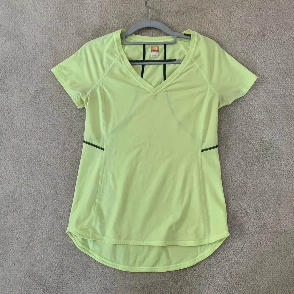 ⚡️🎉hp 🌟*Lucy tech Activewear, Short sleeves, M